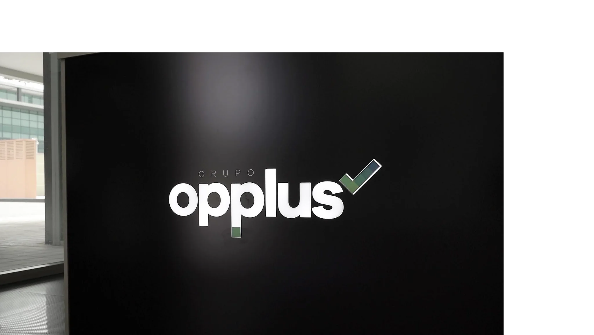 Entrada mostrador OPPLUS